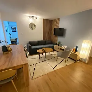 https://scandinavian-experience-5-chambres.midi-pyreneeshotels.com